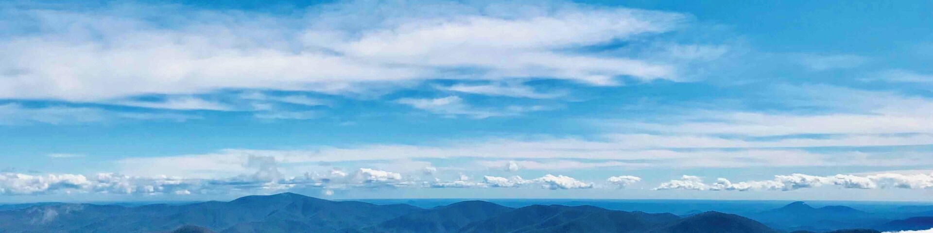 Brasstown Bald is the highest point in the state of Georgia. Gorgeous view!
#Mountains #Explorer #Winter #Sunny #Blue #Sky #Nature #USA