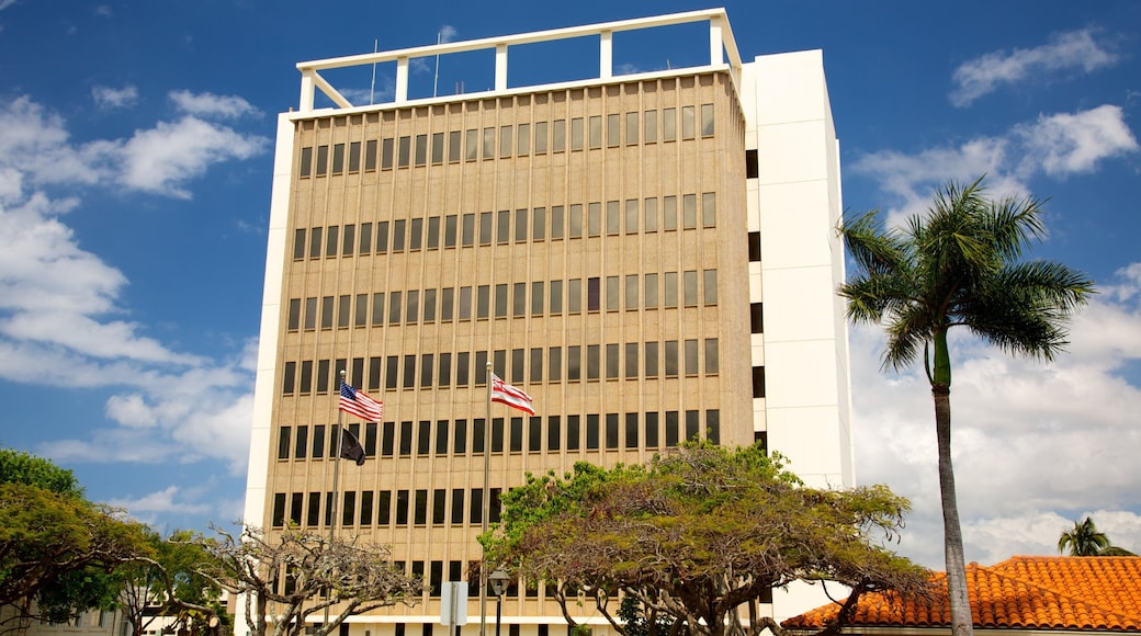 Wailuku som inkluderer historisk arkitektur