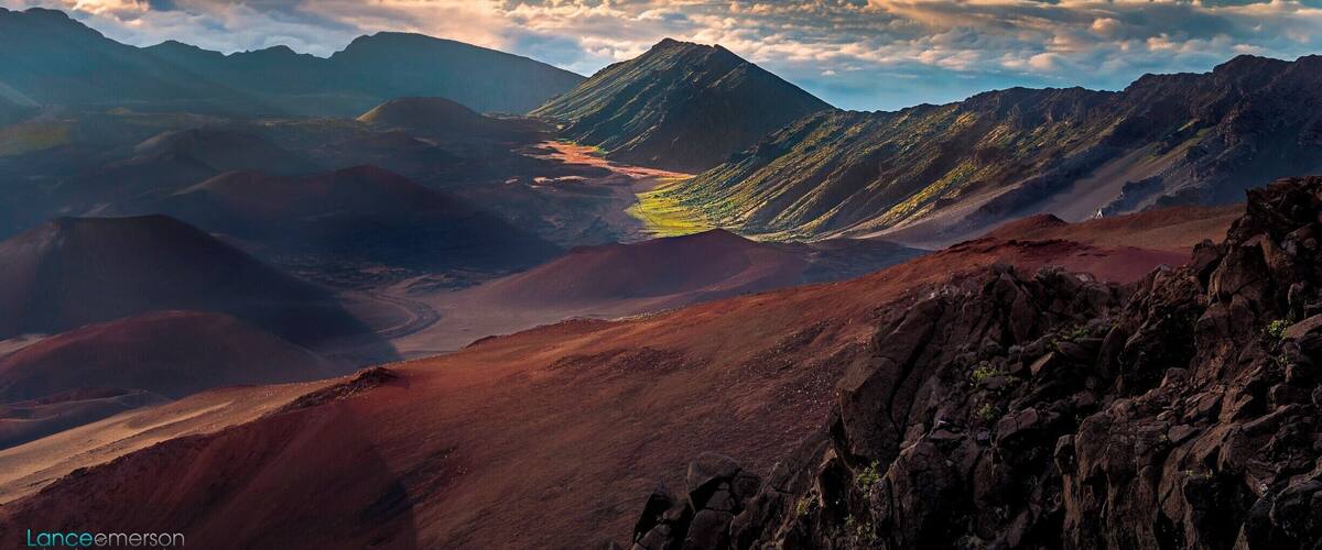 Just after sunrise this place has one of the most surreal views around. Check this place out and be sure to arrive really early to get the best view. Tons of people wake up early to view this amazing sight. #WeekendGetaway