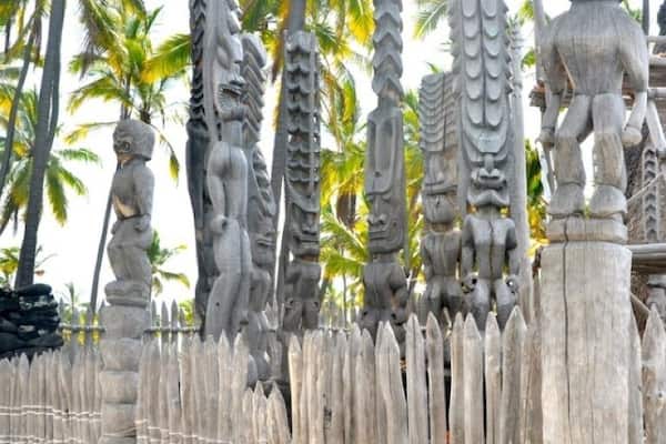 Pu'uhonua O Honaunau National Historical Park
