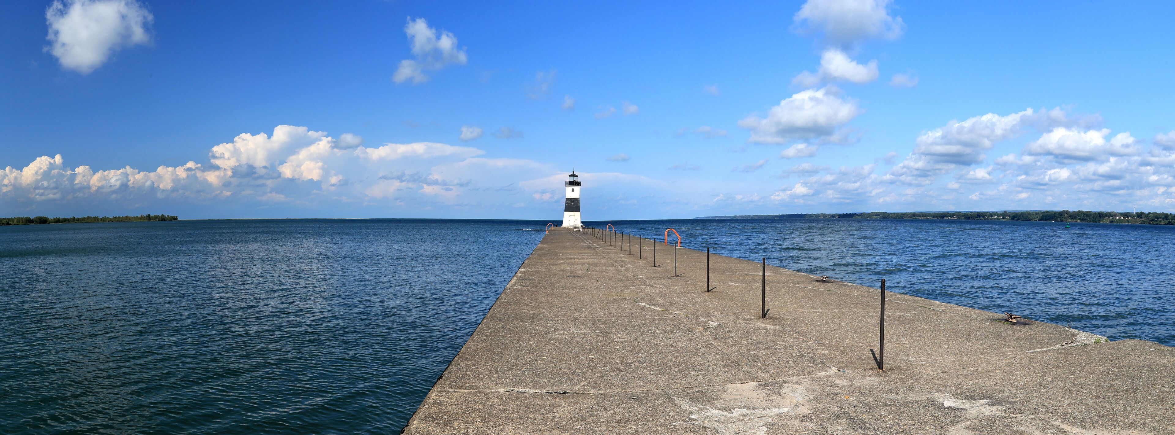  Erie Harbor Pierhead Lighthouse Pennsylvania panorama. Isle North Pierhead Lighthouse on shore of Lake Erie in Pennsylvania. Built in 1800's. Nautical navigation historical building.