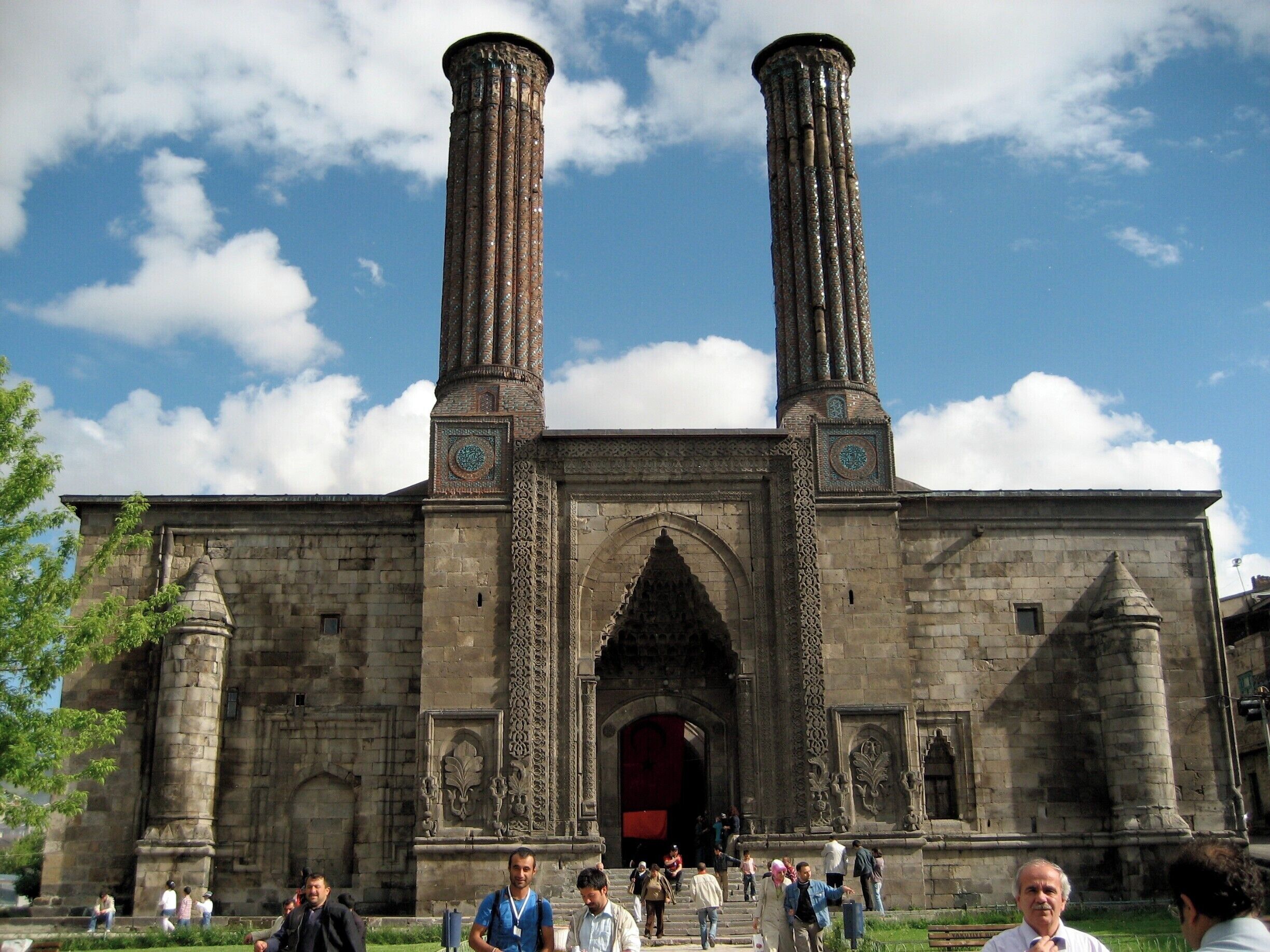 It is not at all common to have two minarets. That's what makes this a particular attraction, as well as the huge history since the 1200s. #Architecture