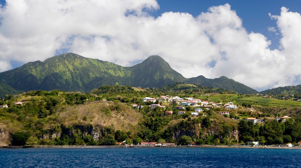 MARTINIQUE. French Antilles. West Indies. Pitons du Carbet rise above town of Le Carbet.