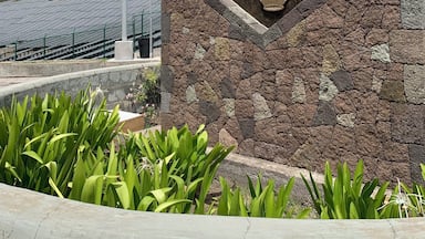 Saba airport shortest runway in the world.