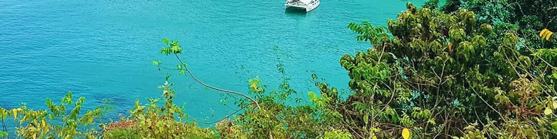 This photo was taken by Nikks when she visited Tobago recently. This beautiful beach is Pirates Bay, which is located in the town of Charlotteville. Tobago has many other beautiful beaches including Pigeon Point, Englishman's Bay, Store Bay and Bloody Bay. Be honest, wouldn't you like to be there right now?
Follow Our journey at http://travelwith2ofus.com/
#itsDCaribbean #teamtravelwith2ofus #travel #traveling #travelphotography #photography #Islandlife #photo #travelphoto #places #worldplaces #beach #travelbug #traveler #travelling #island #beachlife #trip #holiday #Tobago #Trini #TrinidadAndTobago #Caribbean #blue #green #spring #springfun #summer #aquatrove