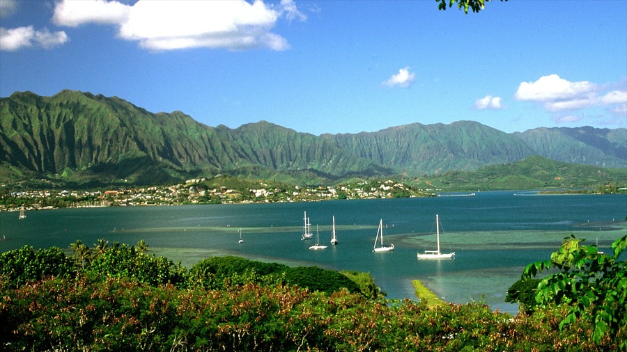 Kaneohe featuring landscape views, mountains and sailing
