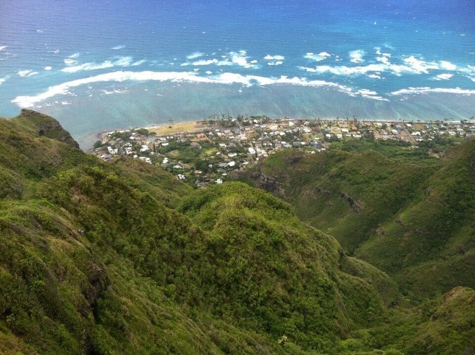 Hardest hike I've ever done in Hawaii. Unrealhawaii.com 