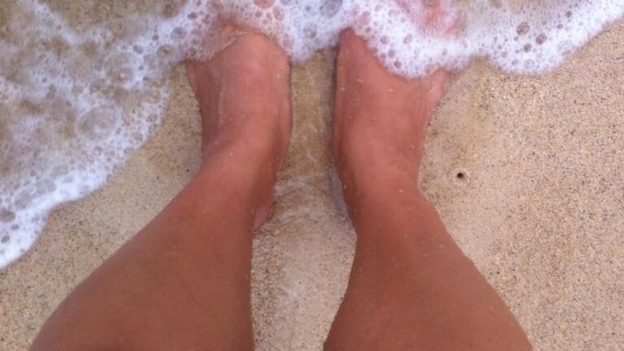 🔁🔂 #washrinserepeat 🌊🌊🌊 with every wave, time passes and change occurs⌛️ ... We can never go back to the first wave🌀 .... So, 💭imagine the wave 🚿 washes away the bad, the negativity💩 inside of you, the evil haunting the world 🌊🌊🌊 ... Then without doubt a new wave 💙 comes crashing into you 🙌 with happy thoughts🌺 and 💌 positive outlook, hope for the future 🐢🐳🐬... So play in the waves,👙 let it wash away the bad👿, bring you happiness☺️, and repeat til your soul is cleansed😇! The ocean is always there for you! 🌈🙌 #appreciatenature 🏊🏄🌅🌴 #thankGod🙏