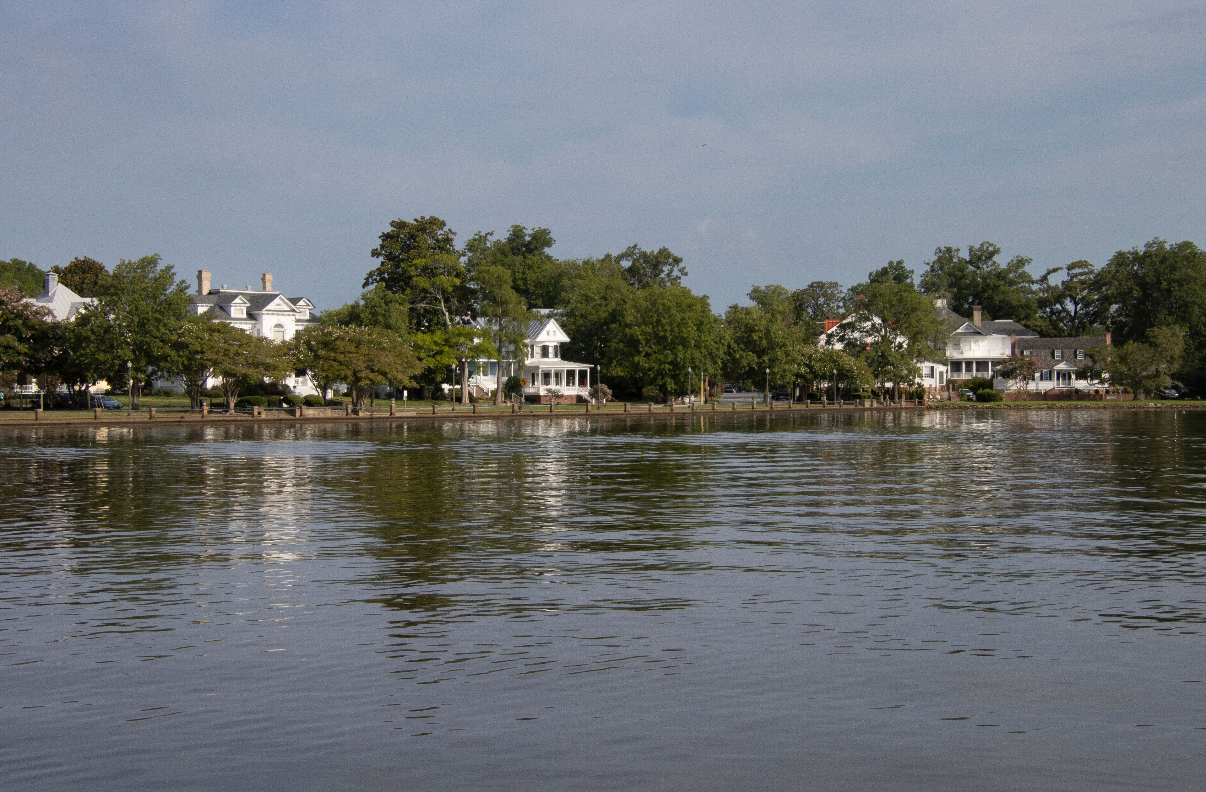 Historic Homes along the Neuse River