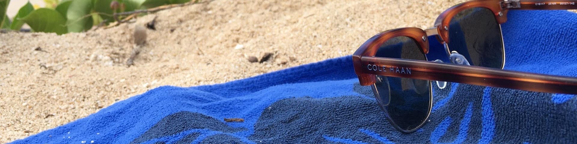 Sand, palms, blue skies and sunglasses are all you need for a good beach day! #LifeatExpedia