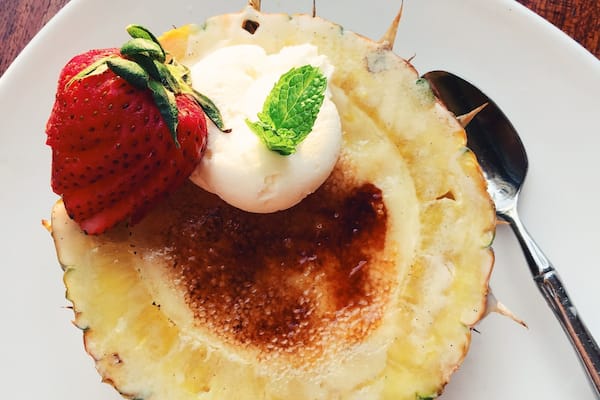 Pineapple creme brûlée! #foodporn #delicious