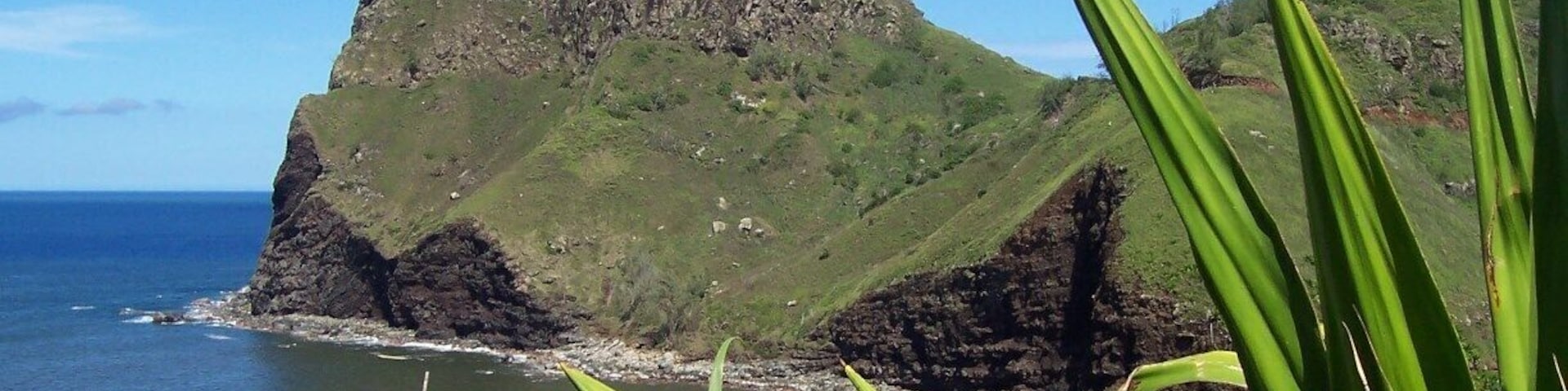 Scene along Hiway 340, near Kahakuloa, Maui. Not a drive recommended for the faint of heart, nor suggested by you car rental company.
