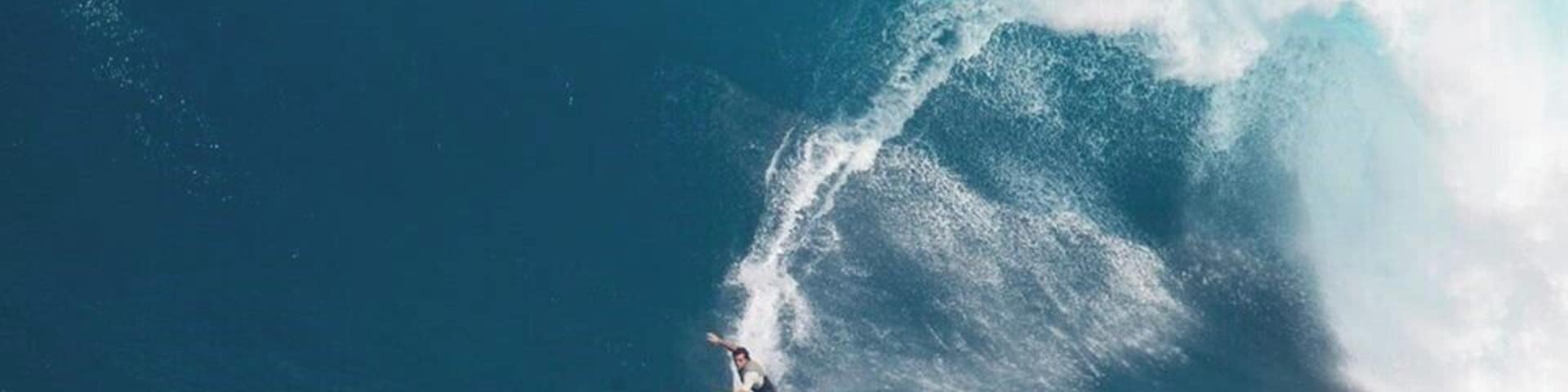 Mo Freitas at Jaws Peahi, Maui. One of the biggest waves in the world !