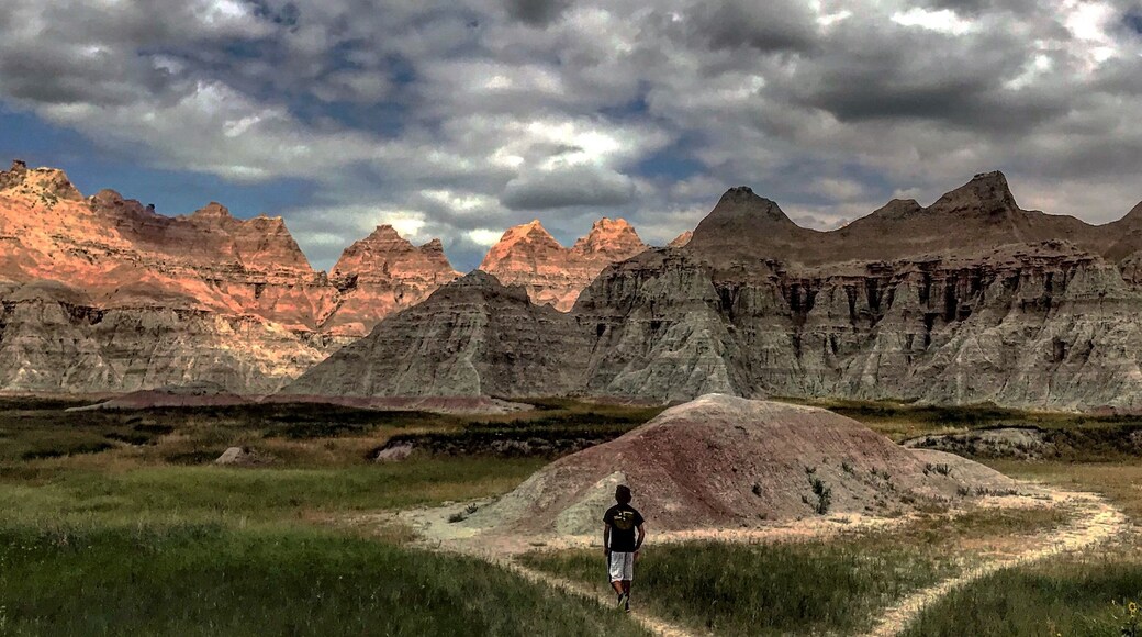 The badlands are definitely worth visiting but cell coverage is a challenge so make sure you have a gps other than your phone #trovember #southdakota #badlands