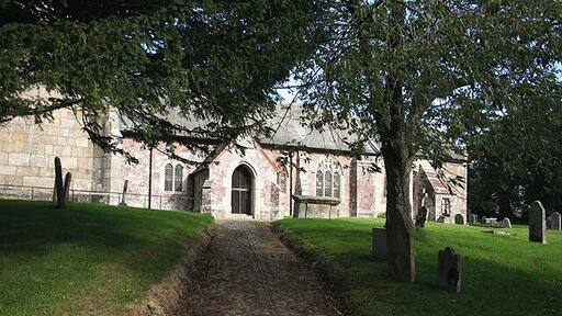 Cheriton Bishop: churchyard path Path to the south door