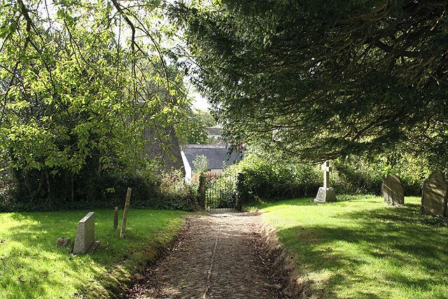 Cheriton Bishop: churchyard Path from south door