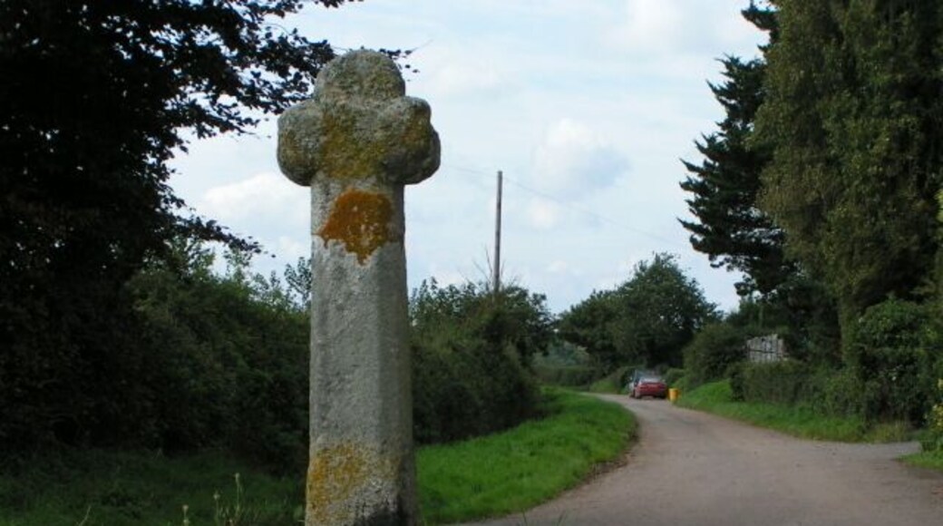 Stone cross near Rewe