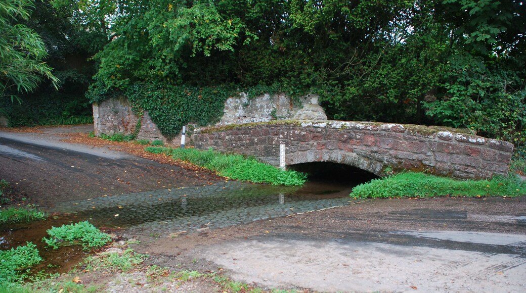 Ford and Footbridge at Pytte