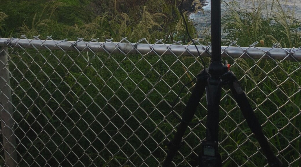 Early morning setup waiting for the sun light to hit the lighthouse at Kilauea Point National Wildlife Refuge.
#lonecoyotestudio
#nealdodson