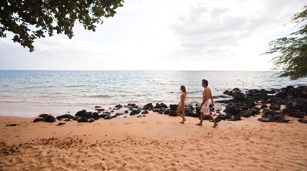 Kawaihae which includes a beach and rocky coastline as well as a couple