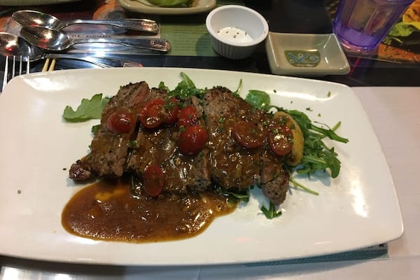 Wonderful Steak dinner at Sansei's in Kings Shops Kona, Hawaii
