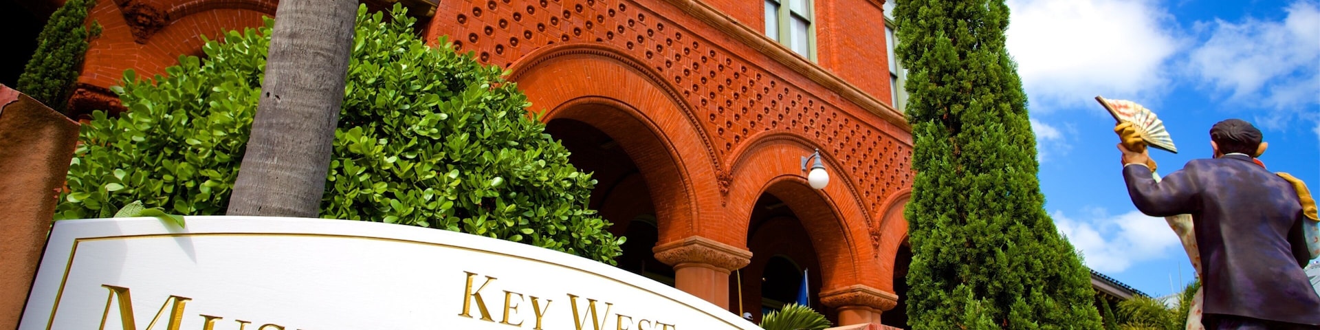 A sign for the Key West Museum of Art & History at the Custom House.