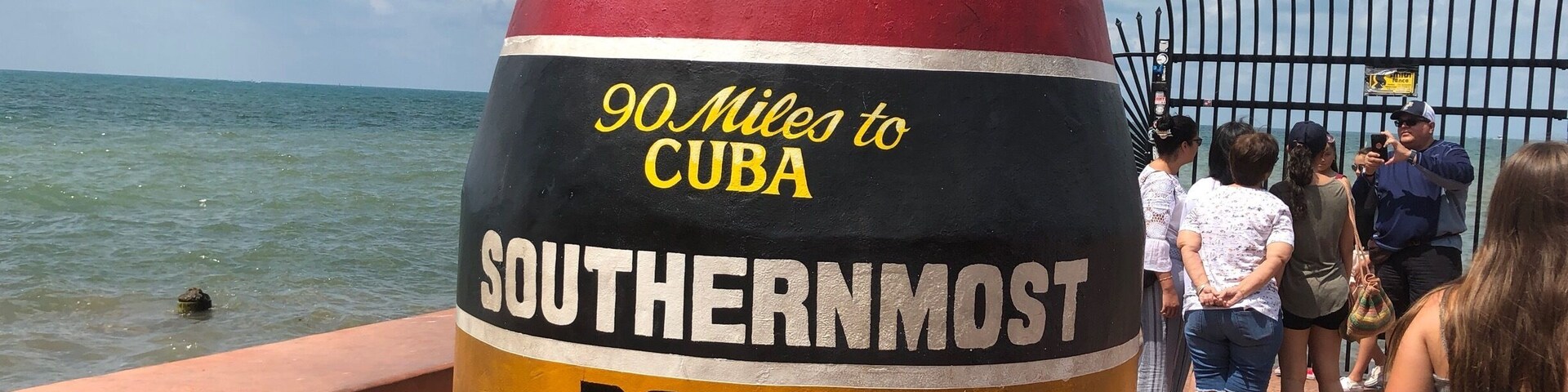 Get here early. Crazy aggressive people in line to take their picture
#lifeatexpedia