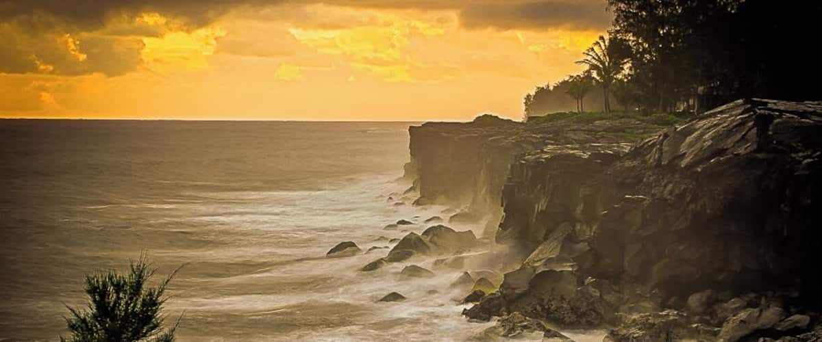 Sunrise on Hawaii Island and first light starts to break on the irregular lava patterns that end abruptly on cliffs in East Hawaii. Yes, sunrises are worth waking up for in Hawaii. Here are more sunrises across the island for you to enjoy
http://travelphotodiscovery.com/sunrise-in-hawaii-travel-photo-mondays-28/
#goldenhour