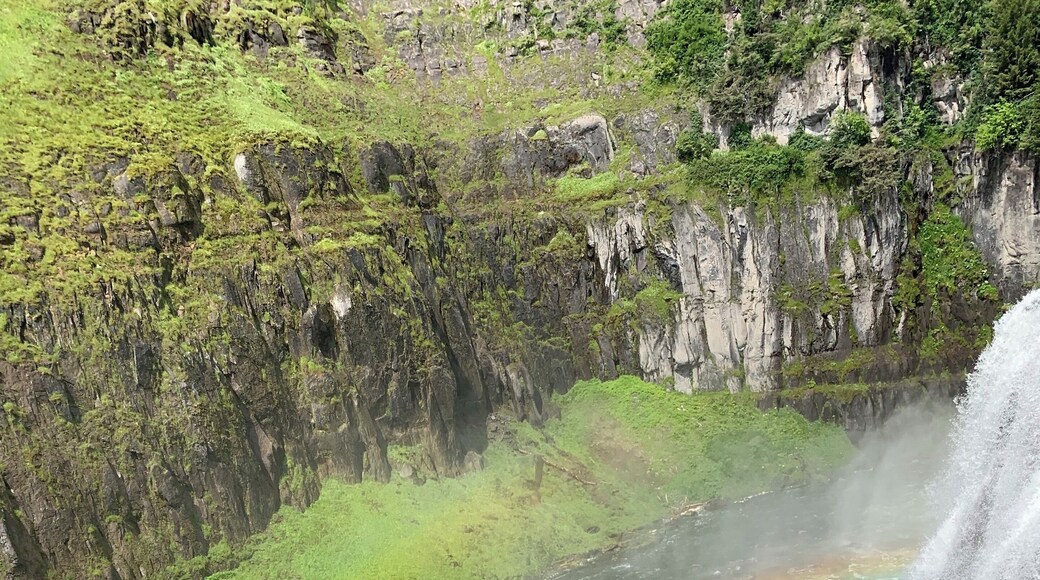 Upper Mesa Falls just a few miles south of the RV park I was at. Very beautiful, easy hike with the kids.