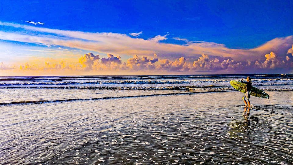 Just an early morning surfer looking for that perfect wave.
#Adventure