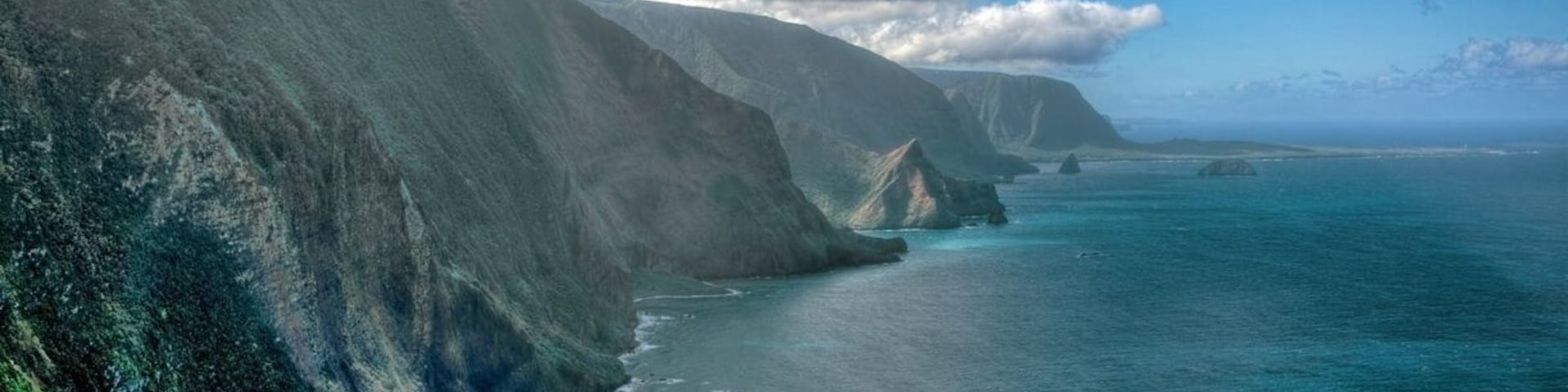 This was taken from a helicopter tour from Maui. I highly recommend doing the tour. It's the best way to see the islands
#beach
#waterlust