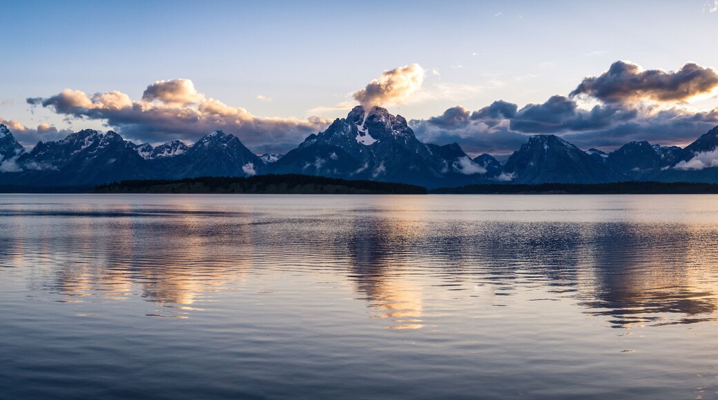 The amazing scene at Jackson Lake, Wyoming set in the Grand Teton National Park