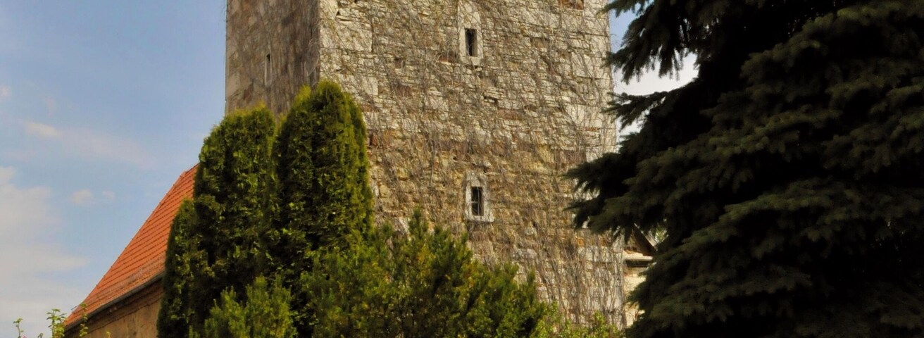 Illeben, Kirche, Westseite