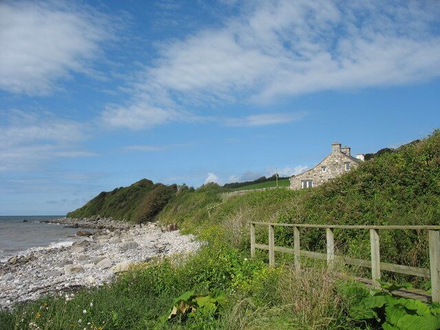 Access to the shingly Llanddona beach below Ty Mawr cottage