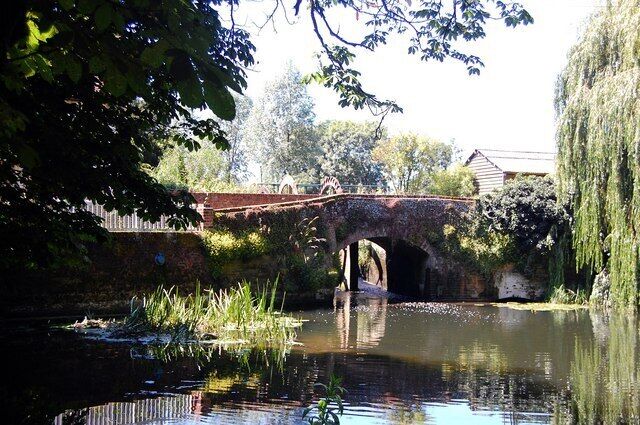 Bridge over the River Pant