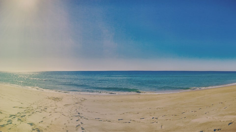 Whole beach to ourselves! The beach in Faro is often overlooked in favour of the other beaches along the Algarve, making it quiet and unspoilt. Close to the airport, it's definitely worth a visit!