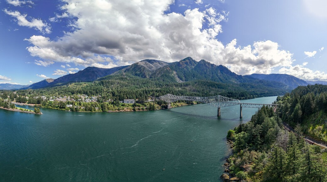 Cascade Locks