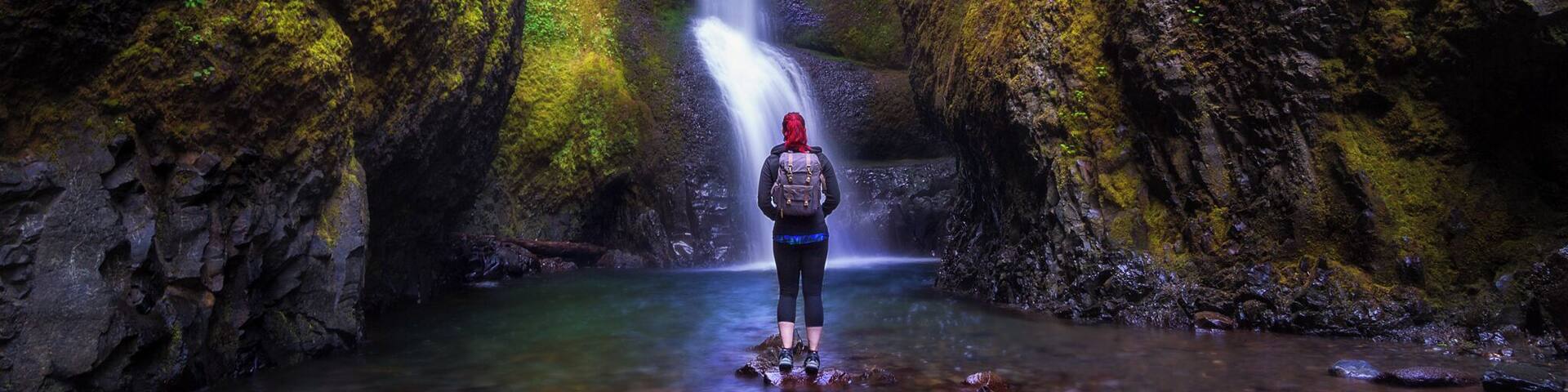If you're up for maneuvering over massive logs and wading through frigid water that's chest deep just to experience that perfect moment.. then welcome to the adventure club. Hi! I'm Crystal, let's be friends.
#travel #oregon #oneontafalls #waterfalls #hiking #adventure #colorful #roadtrip #columbiarivergorge
#endlesssummer #Takeahike