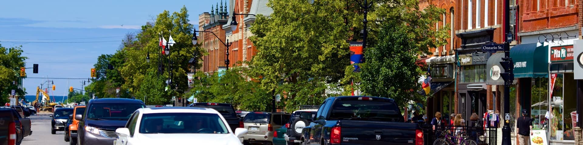Collingwood showing heritage architecture and street scenes
