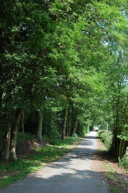 Drive to Sodington Hall, Mamble