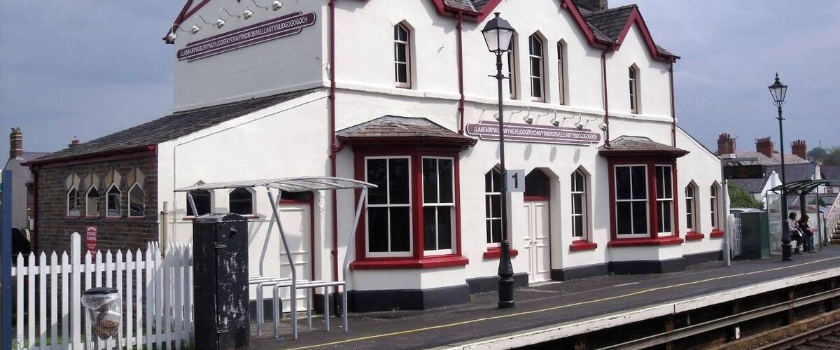 Llanfairpwllgwyngyllgogerychwyndrobwllllantisiliogogogoch station on the Holyhead North Wales line. Town is famous for its long name and there is now a fantastic tourist shop providing all kinds of souvenirs, hobbies and clothing.