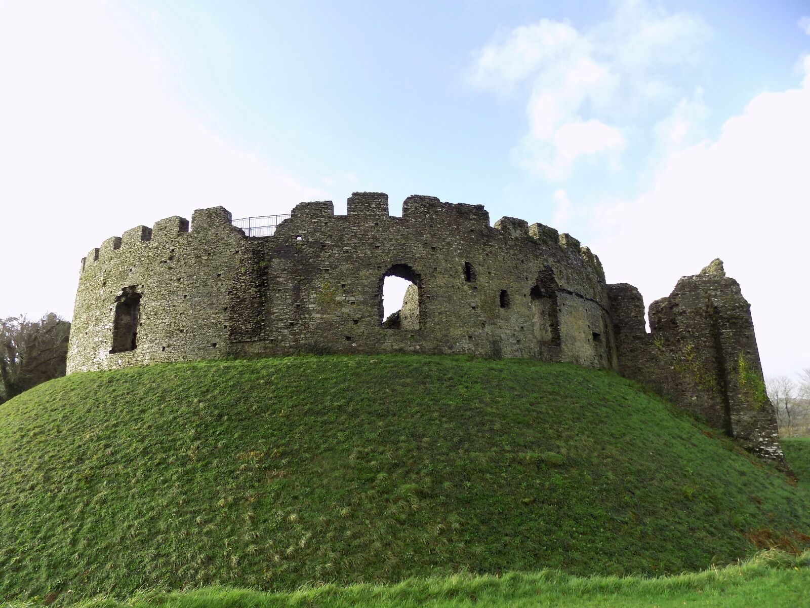 This is a photo of listed building number