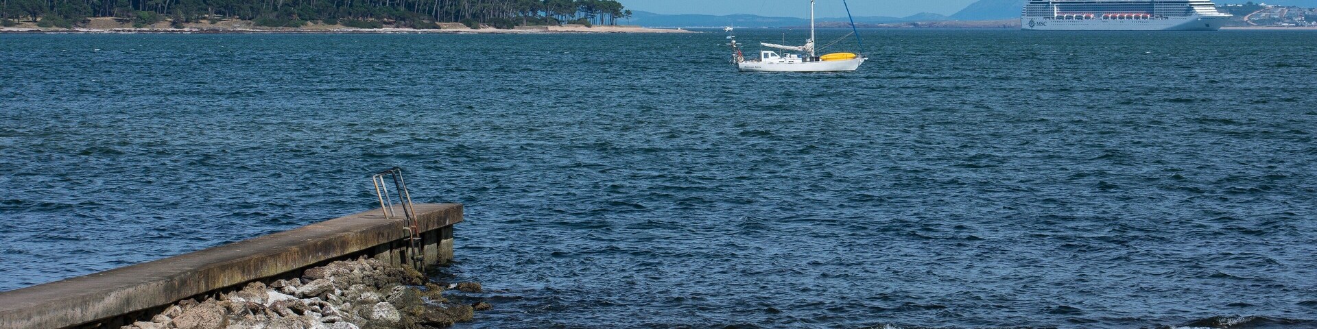 Two different ways to enjoy the life.