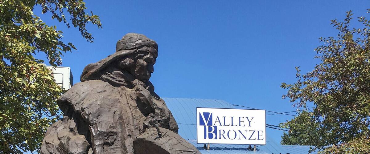 Take the daily tour 11:00 am Monday-Saturday...Fascinating!