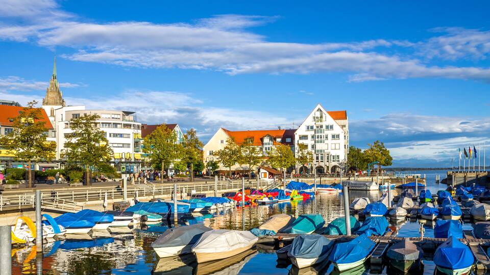 Friedrichshafen, Bodensee, Germany , Shutterstock ID 1021891765, SF SSA Case with Manager Approval: Case 07151371, Job: Prepay credit, Client/Licensee: , Other: