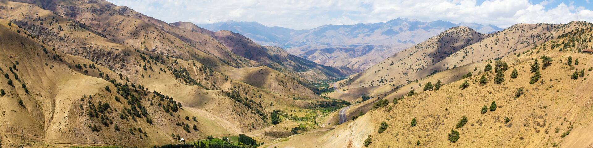 View from Kamchik (Qamchiq) mountain pass connecting Tashkent and Fergana valley, Uzbekistan.