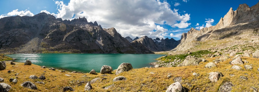 Titcomb Basin, Wind River Range, Bridger Teton National Forest, Pinedale, Wyoming.