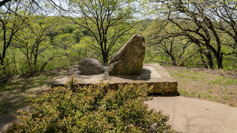 Dubuque, Iowa: Chief Peosta's gravesite in Mines of Spain Park. Chief Peosta, of the Mesquakie tribe, Native American, and friend of Julien Dubuque, first of European settlers in area.