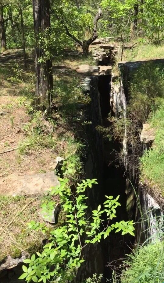 This 1.5 mile – moderate trail is called Crack in the Rock for obvious reasons.
You’ll be able to enjoy the creek and the waterfall on the way up.
