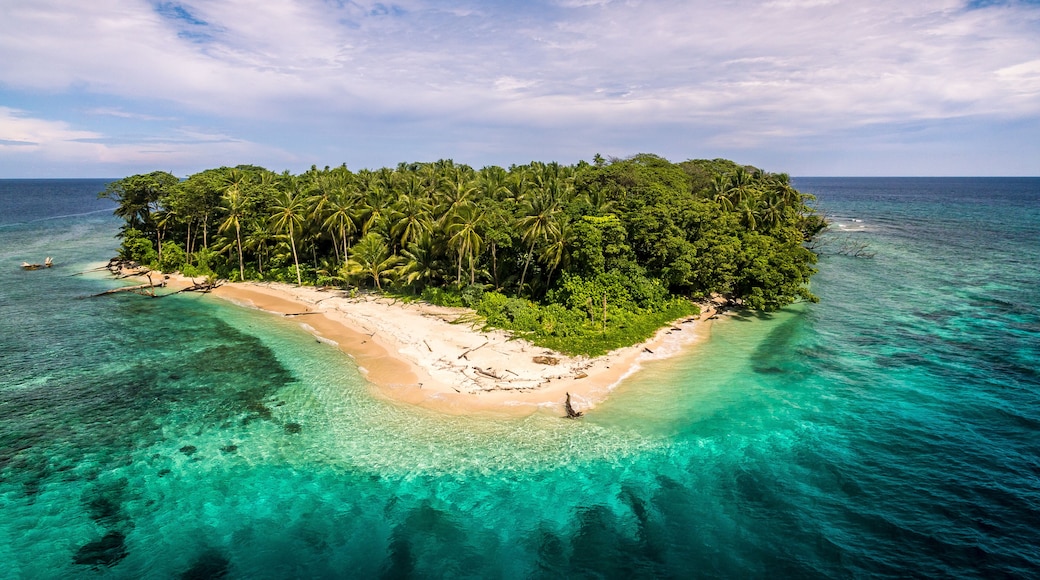 Tami Island , Papua New Guinea